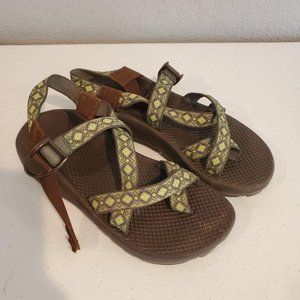 Chaco Womens Brown Vibram Adjustable Strappy Flat